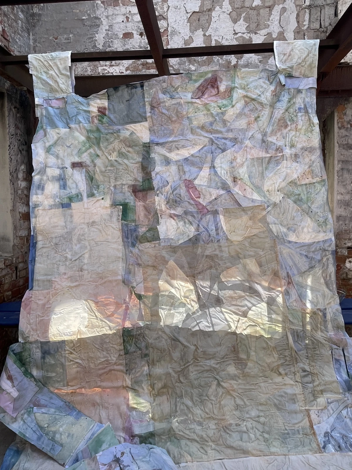 touch me [189/423 cm] textile waste glued and stiffened with bone glue - coloured with mineral pigments and coated with tung oil - zoe bilgeri/ 2024/ leipzig