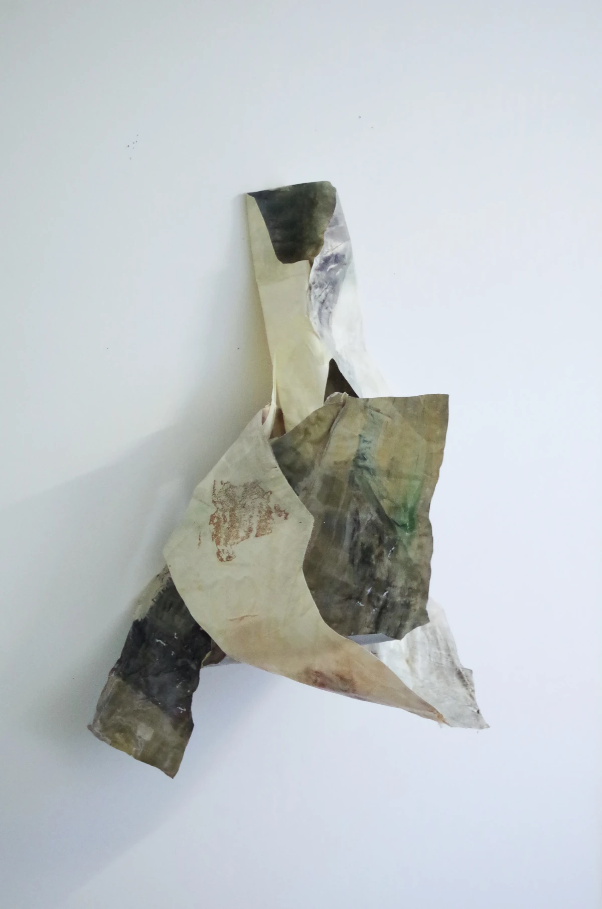 [115×85x55cm] - stiffened and colored textile waste - 2026