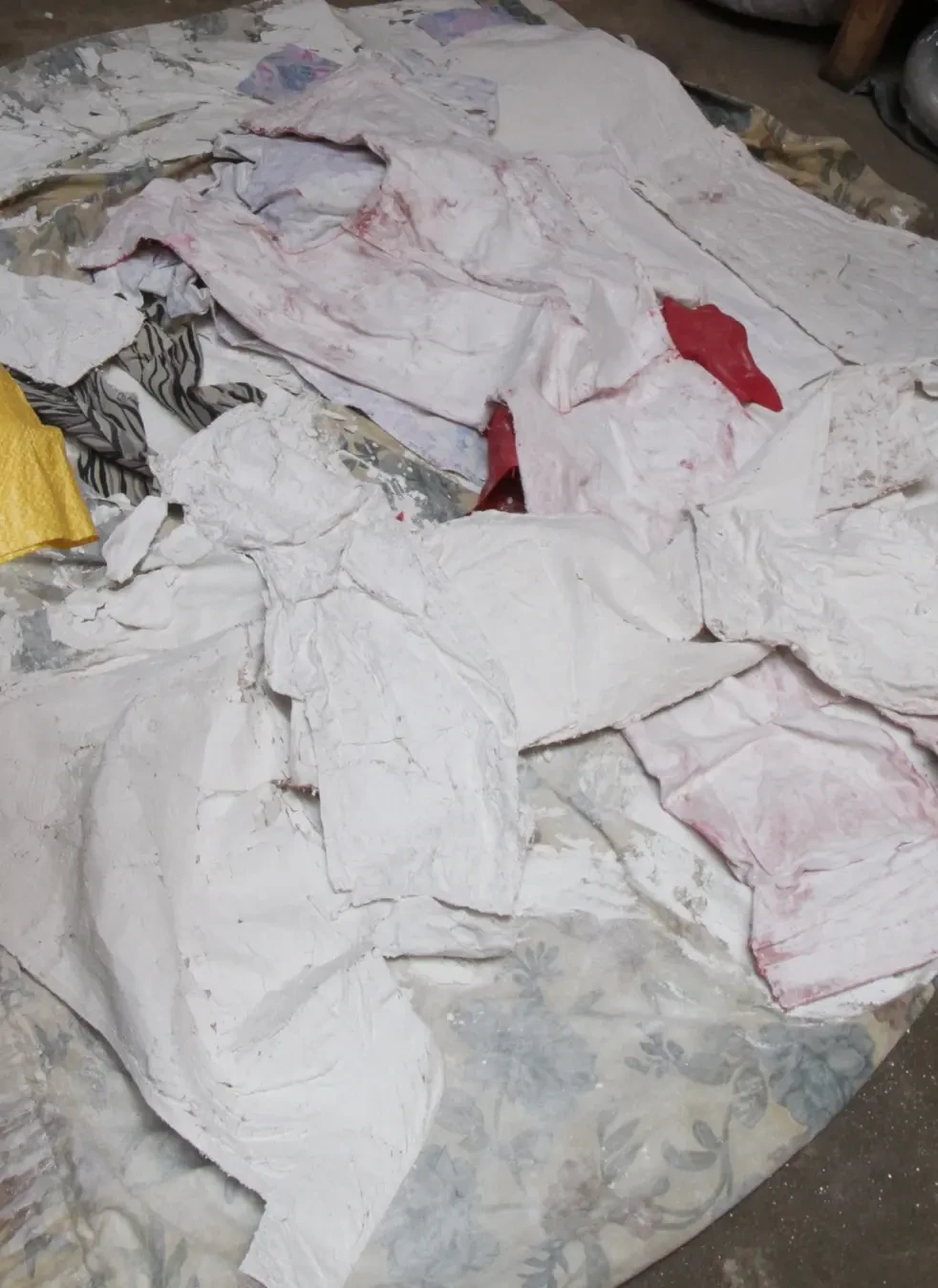 a ruin [140/140 cm] textile remnants stiffened with plaster - zoe bilgeri/ 2025/ Accra - Kantamanto